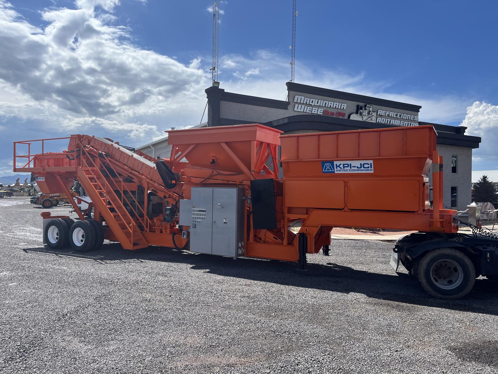 ./imagenes/INVOICE/2019/18069/KOLBERG 52 PORTABLE TWO BIN PUGMILL CONCRETE BATCH PLANT (1).JPG